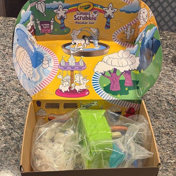 Crayola Other - Crayola Scribble Scrubbie Peculiar Zoo Set